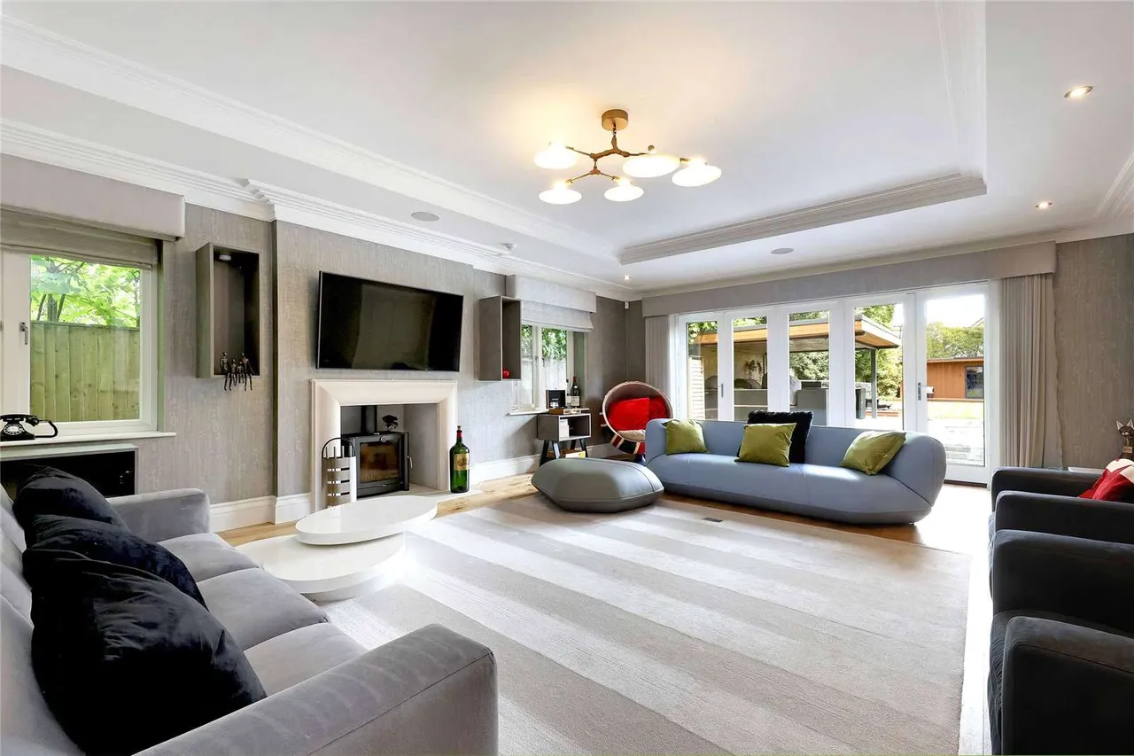 Penn Road, Beaconsfield, Buckinghamshire, HP9 2LS, photo 6