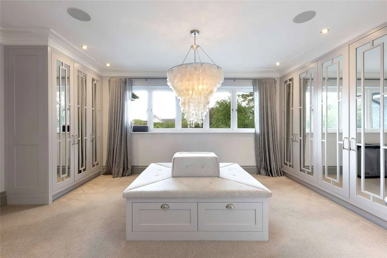 Penn Road, Beaconsfield, Buckinghamshire, HP9 2LS, photo 12
