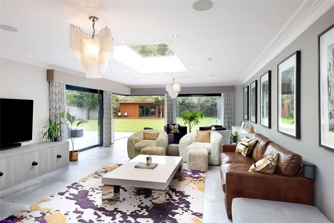 Penn Road, Beaconsfield, Buckinghamshire, HP9 2LS, photo 5