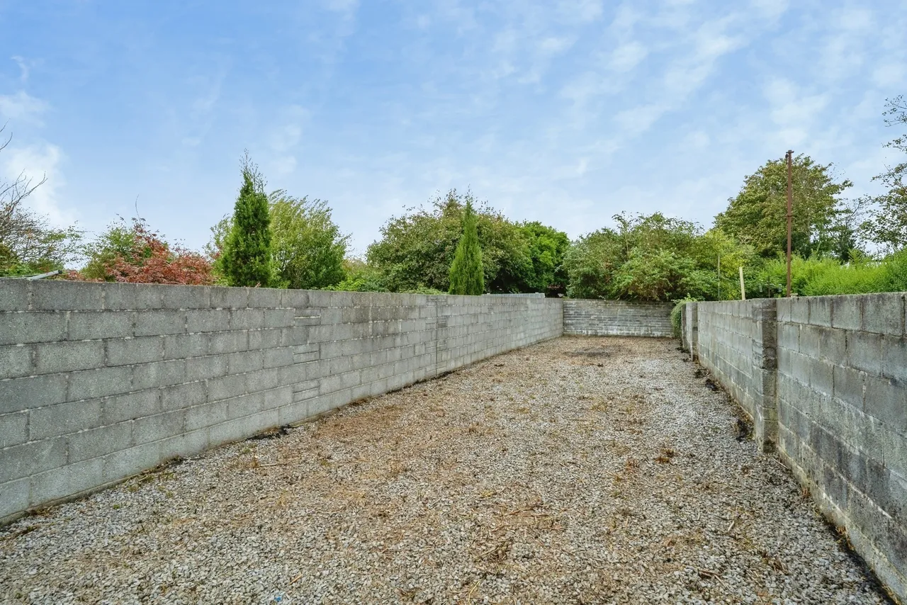St. Teilo Street, Pontarddulais, SA4, photo 4