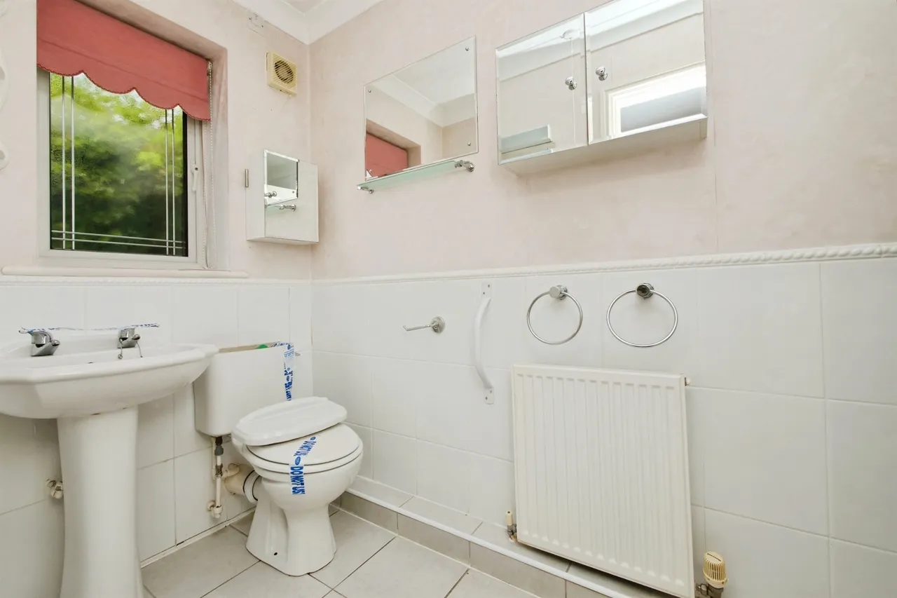 Jaywick Close, Strensall, York, photo 12