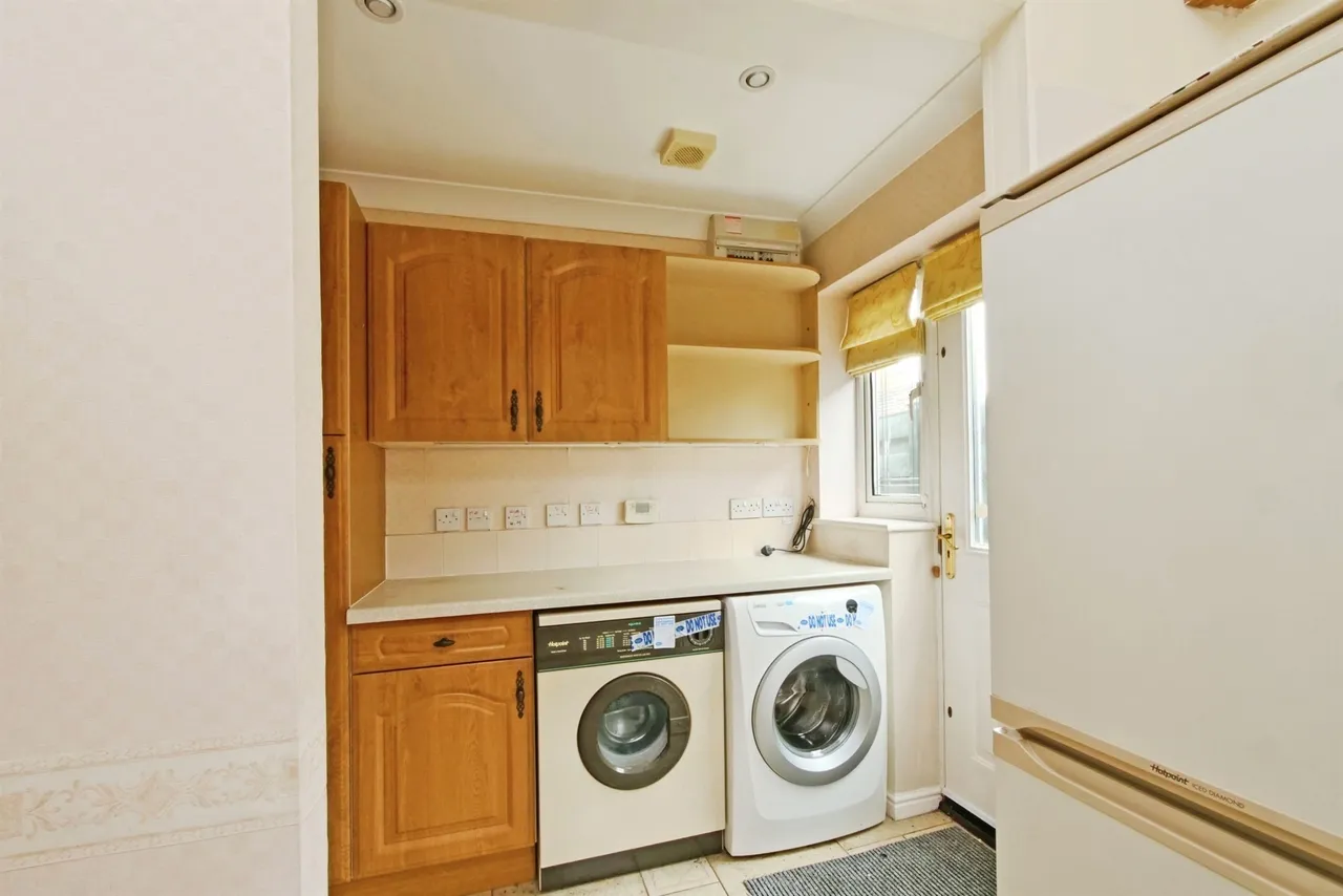 Jaywick Close, Strensall, York, photo 6