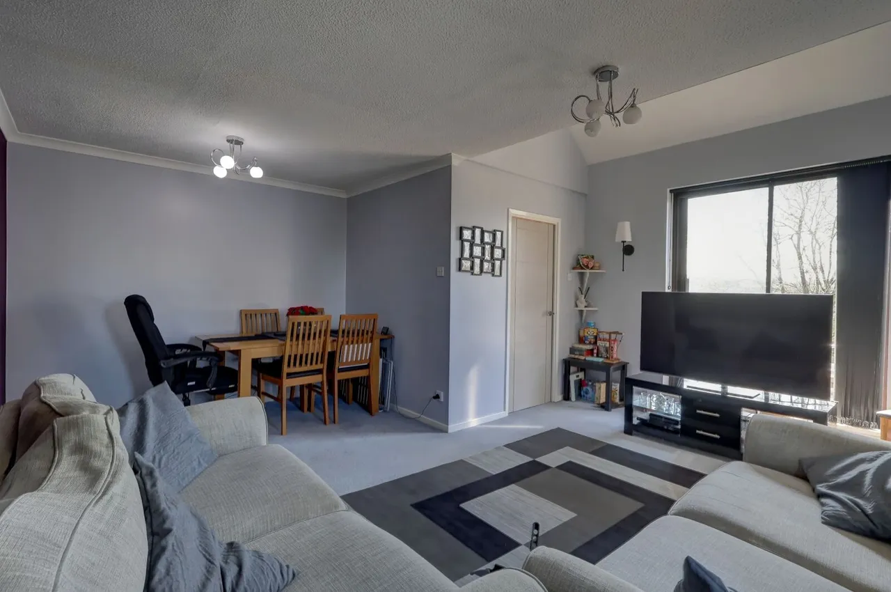 Milton Gardens, Princes Risborough, HP27, photo 5