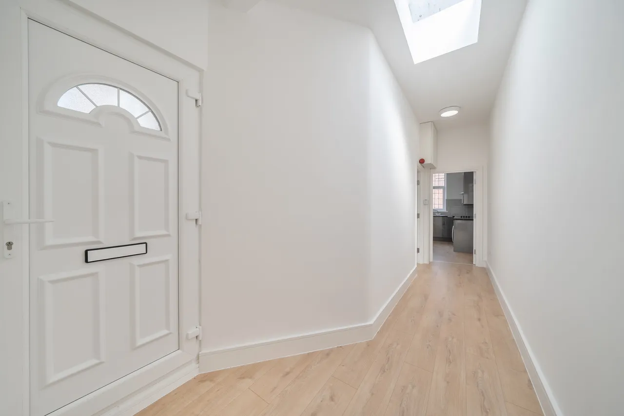 High Street, Ruislip, HA4, photo 4
