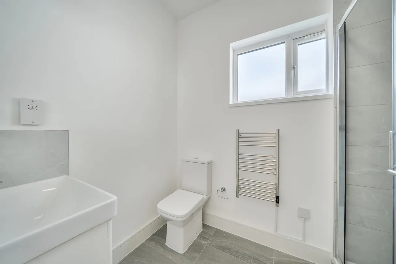 High Street, Ruislip, HA4, photo 10