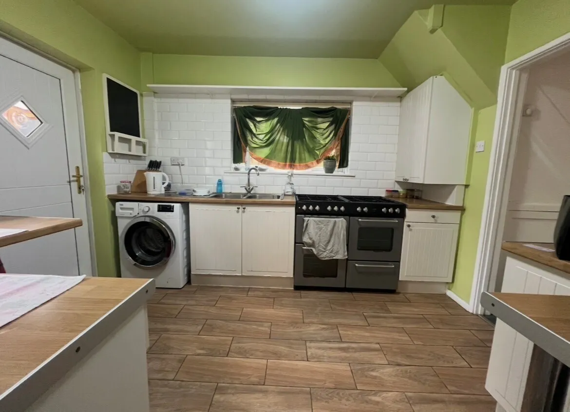 1 bed house to rent, West Close, CF10