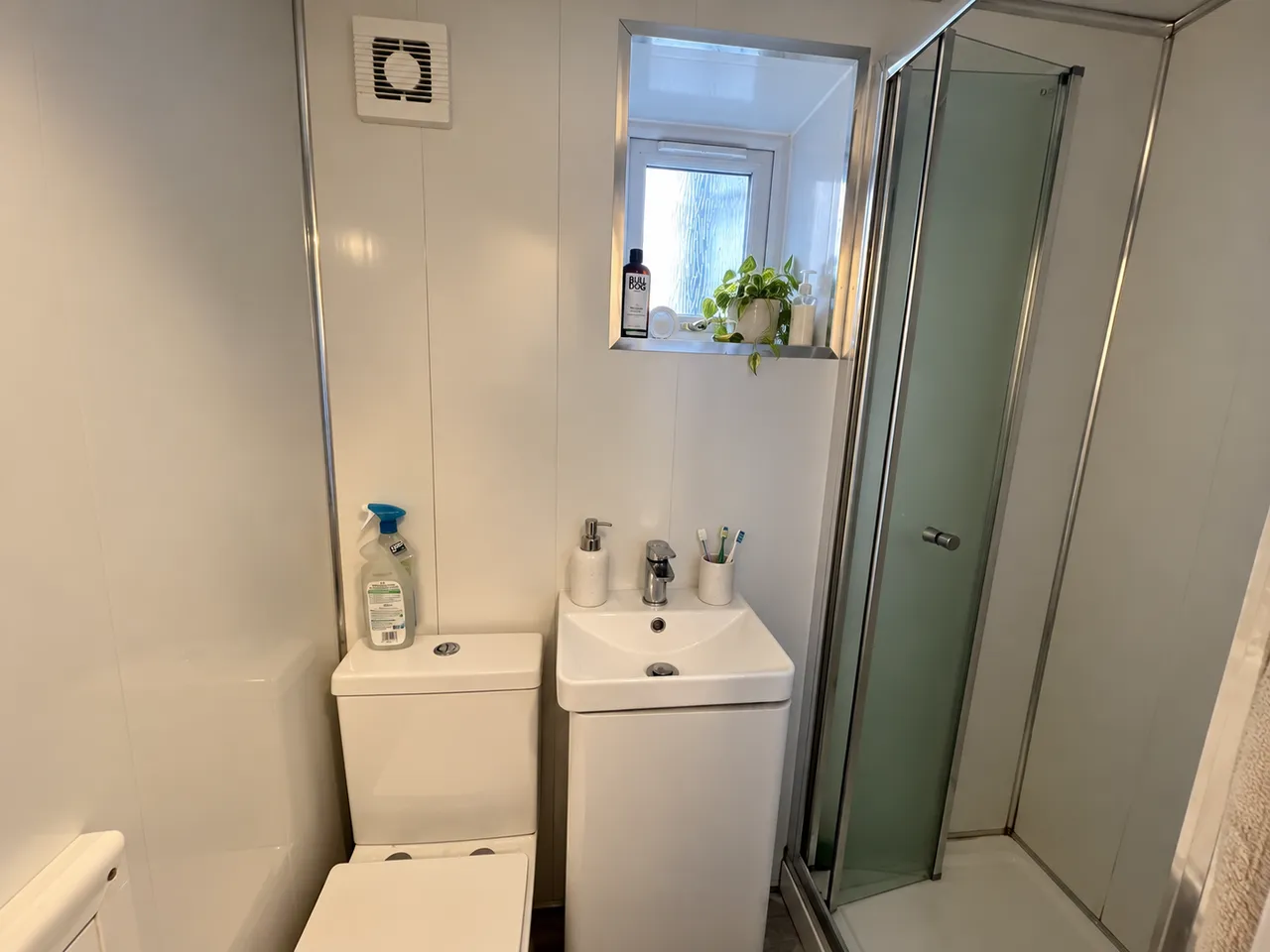 West Close, CF10, photo 4