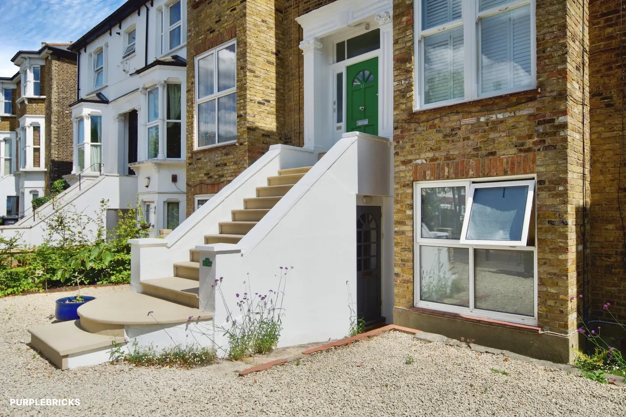 Hermon Hill, London, E11, photo 17
