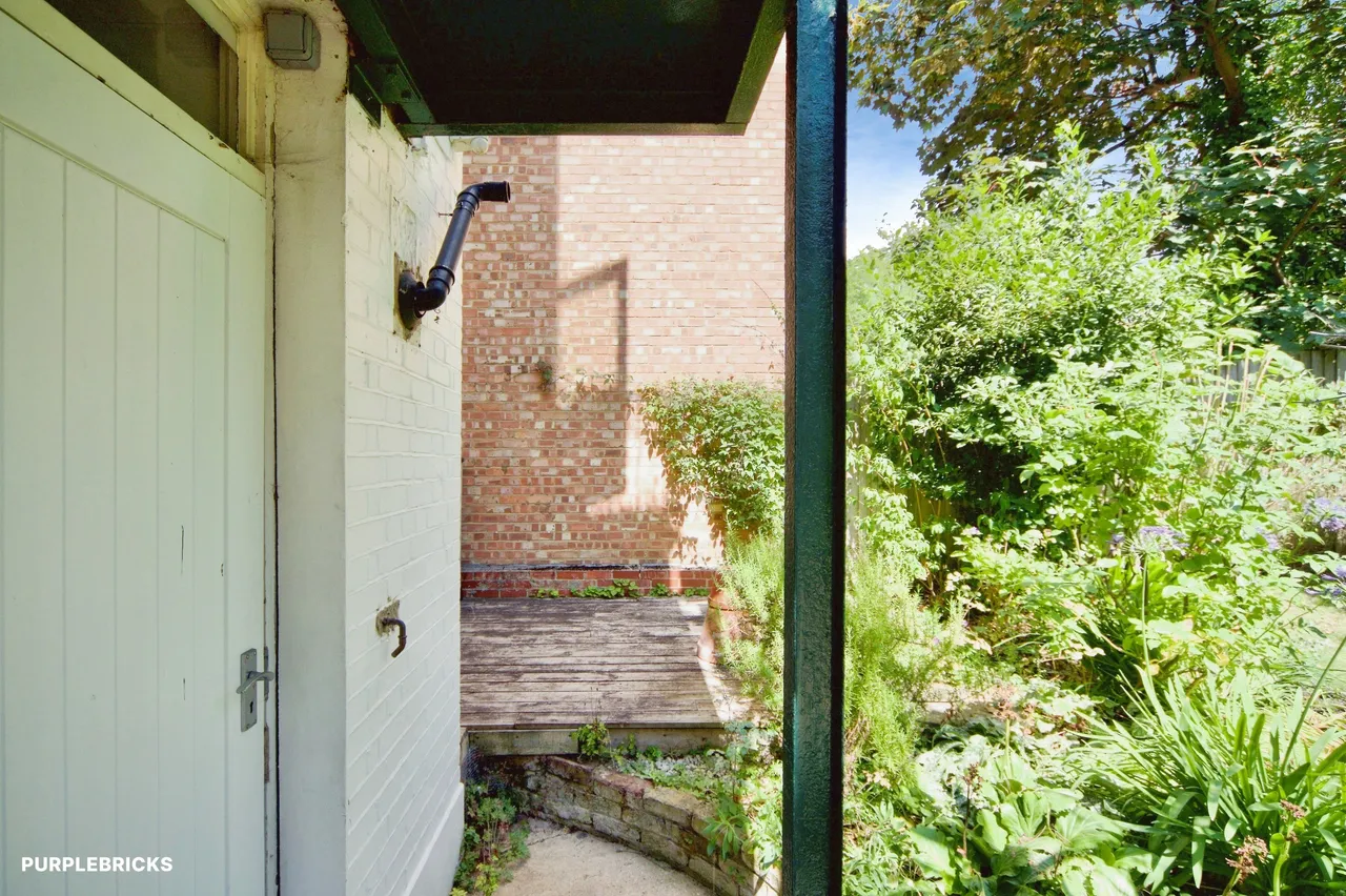 Hermon Hill, London, E11, photo 21