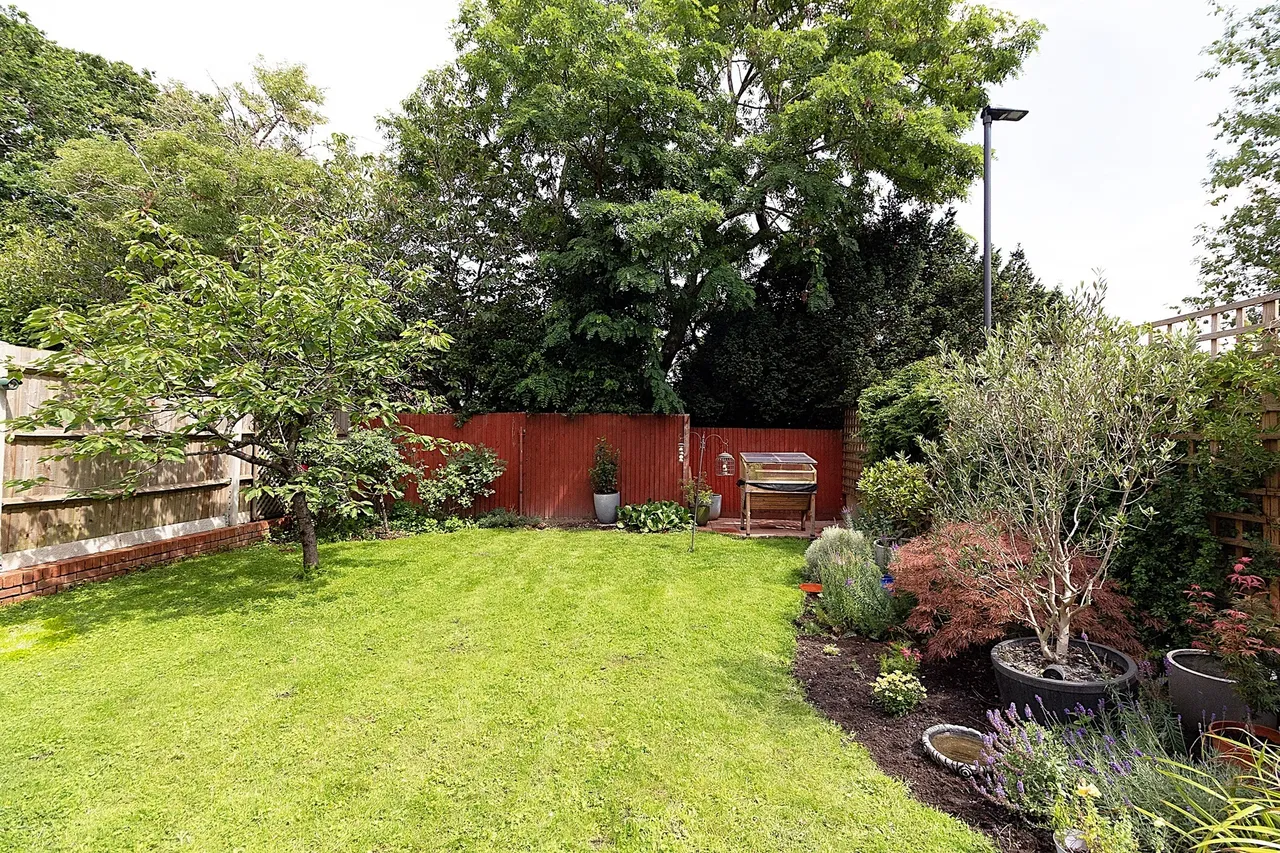 Temple Grove, Enfield, EN2, photo 18
