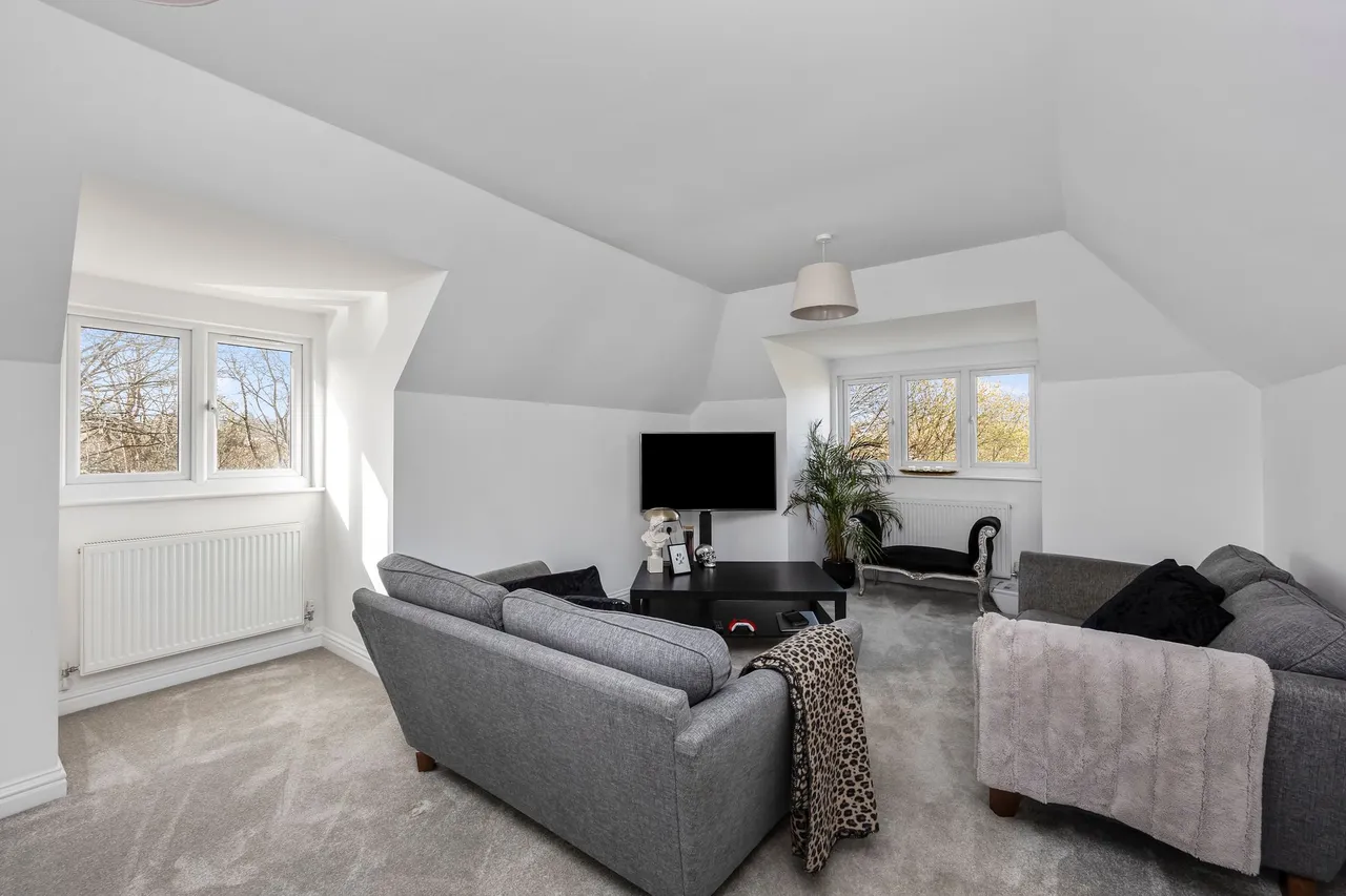 Blackbridge Lane, Horsham, RH12, photo 3