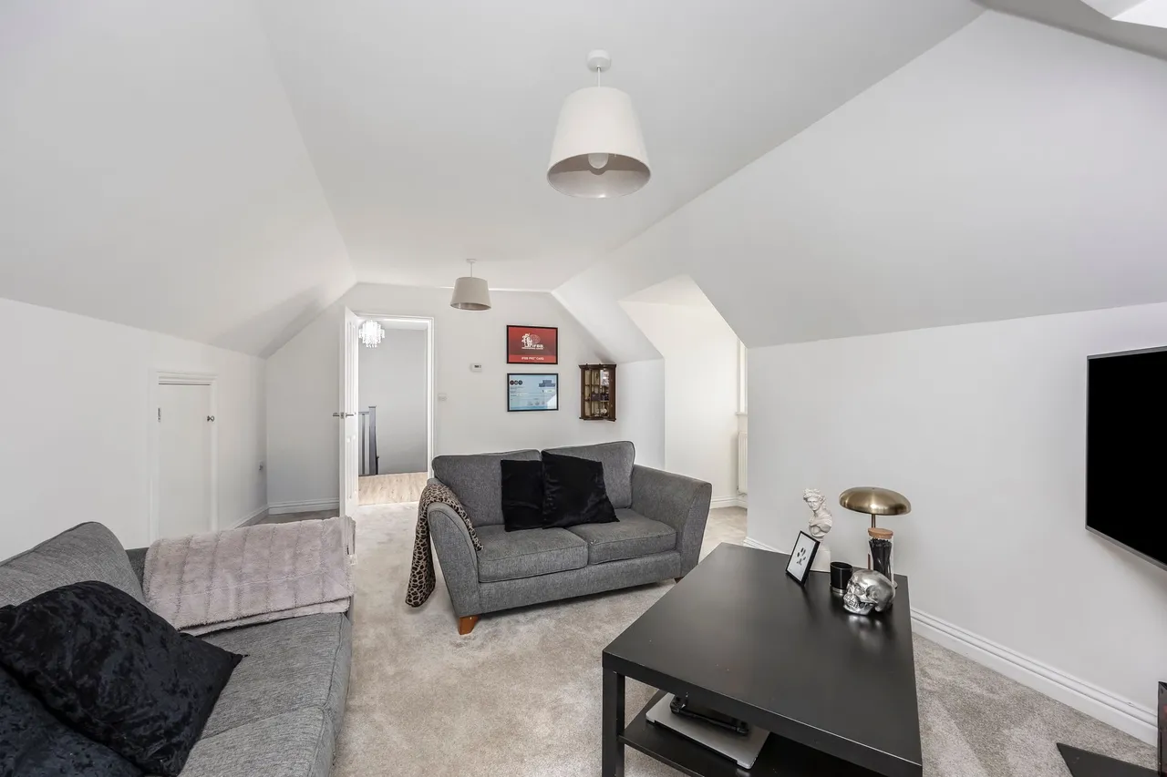 Blackbridge Lane, Horsham, RH12, photo 6