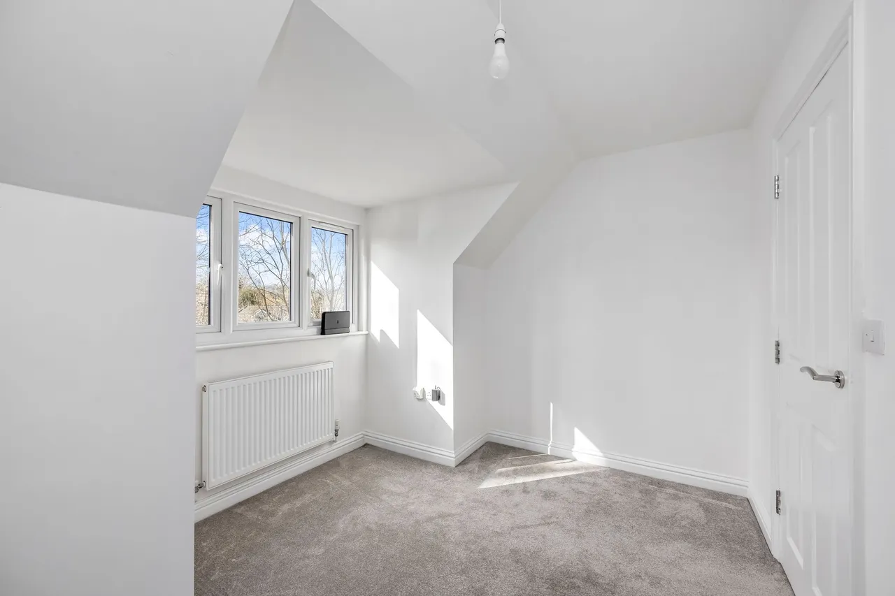 Blackbridge Lane, Horsham, RH12, photo 11