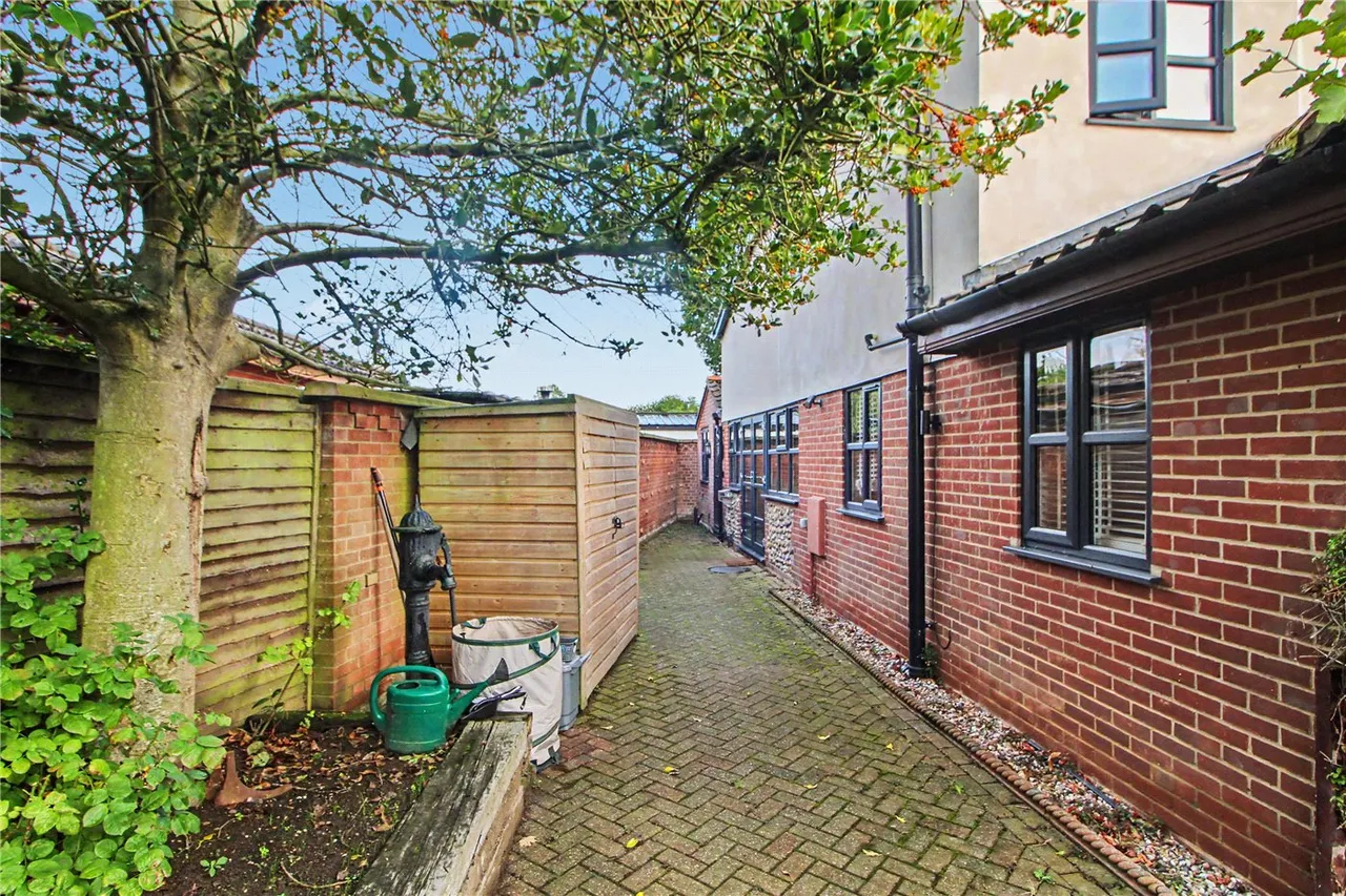 Threadneedle Street, Bergh Apton, Norwich, Norfolk, NR15, photo 4