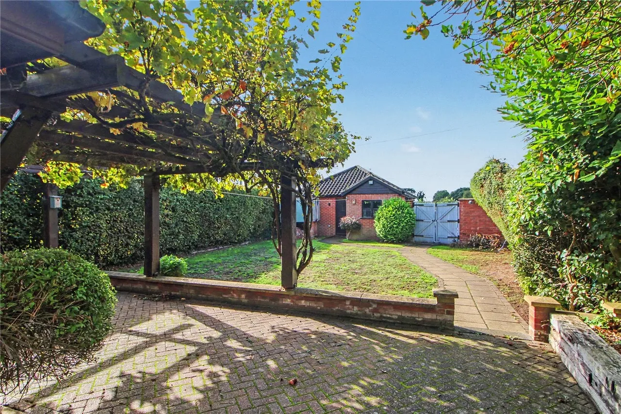 Threadneedle Street, Bergh Apton, Norwich, Norfolk, NR15, photo 3