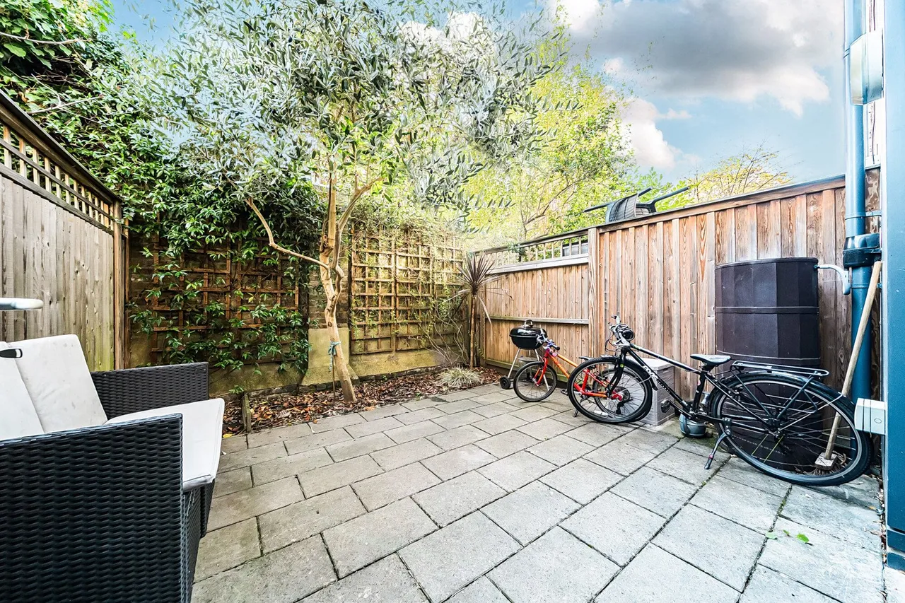 Hawthorne Crescent, SE10, photo 7