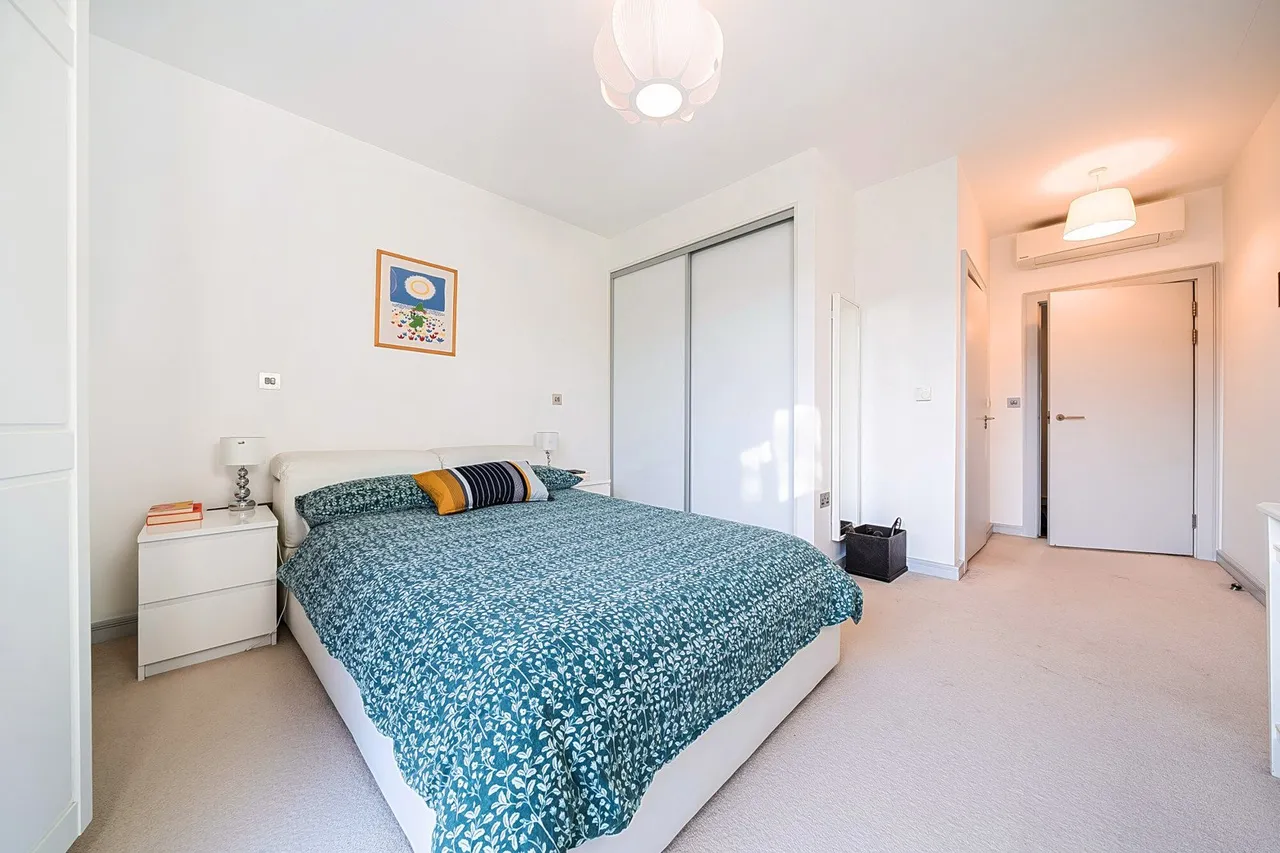Hawthorne Crescent, SE10, photo 19