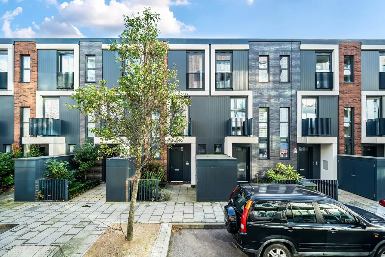Hawthorne Crescent, SE10, photo 3