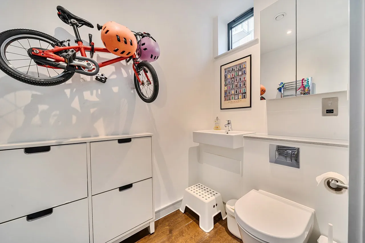Hawthorne Crescent, SE10, photo 17