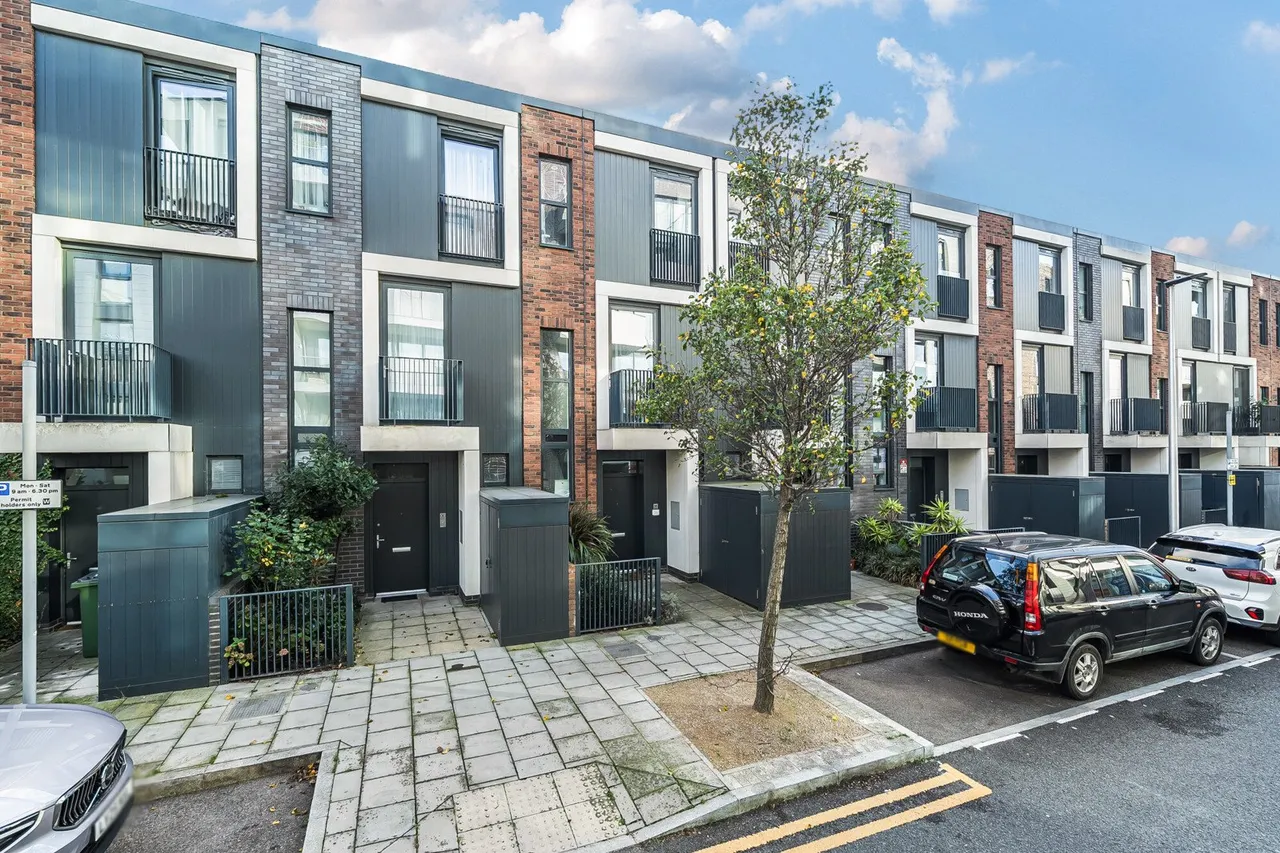 Hawthorne Crescent, SE10, photo 15