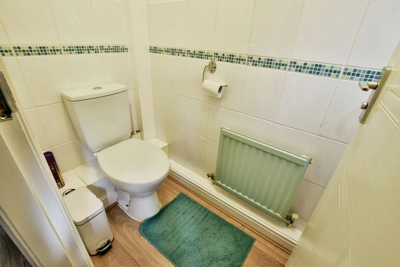 Templeton Drive, Altrincham, WA14, photo 24