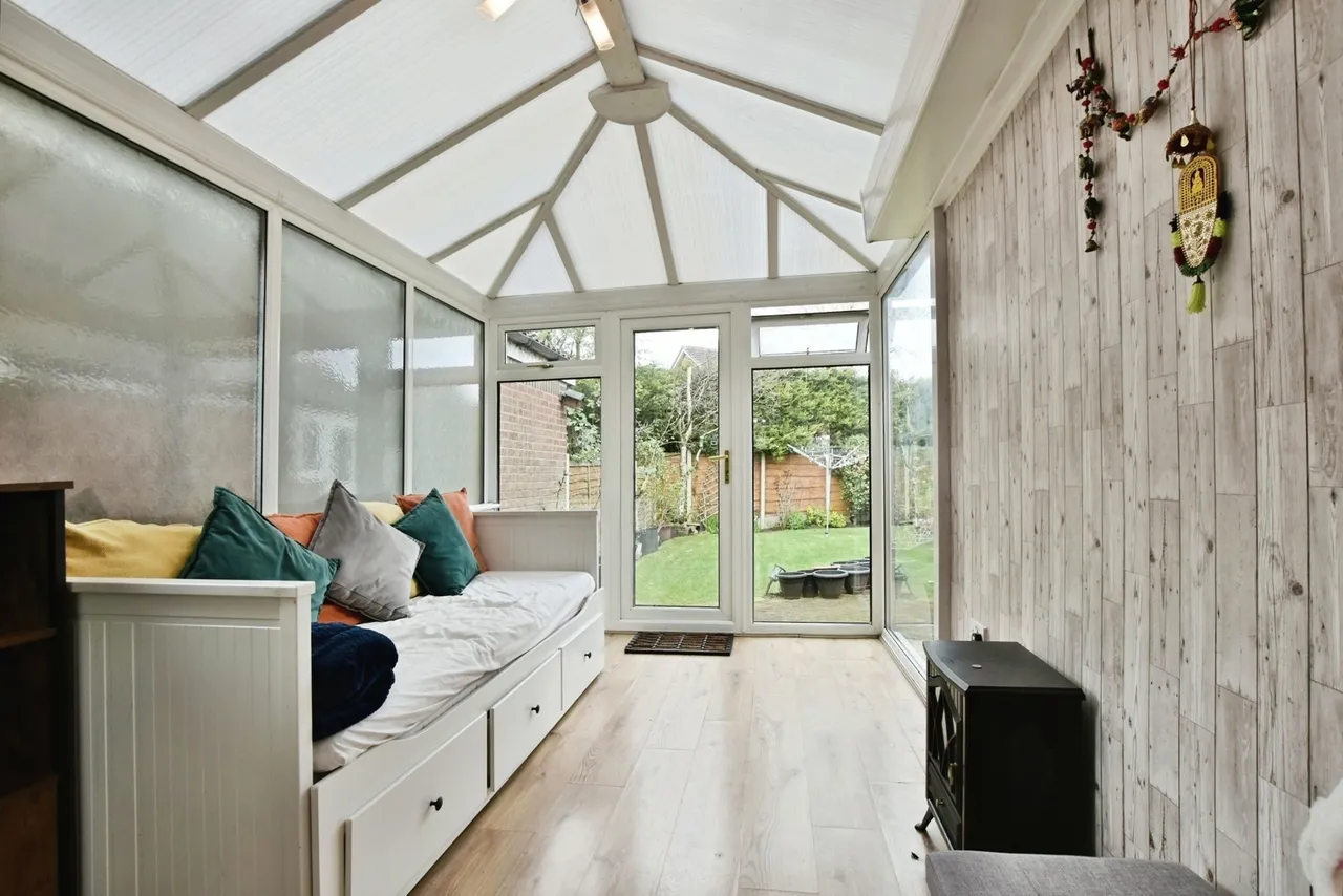 Templeton Drive, Altrincham, WA14, photo 5