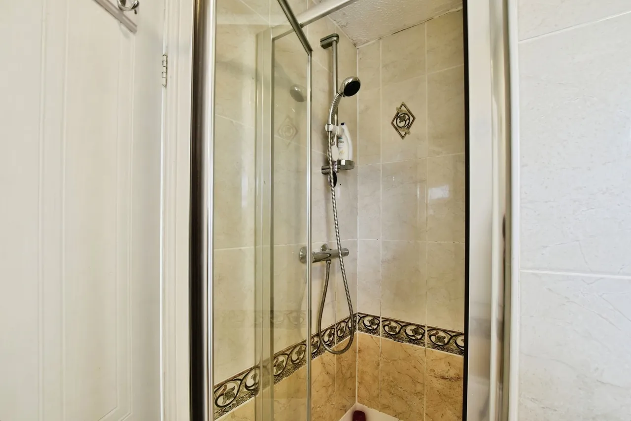Templeton Drive, Altrincham, WA14, photo 23