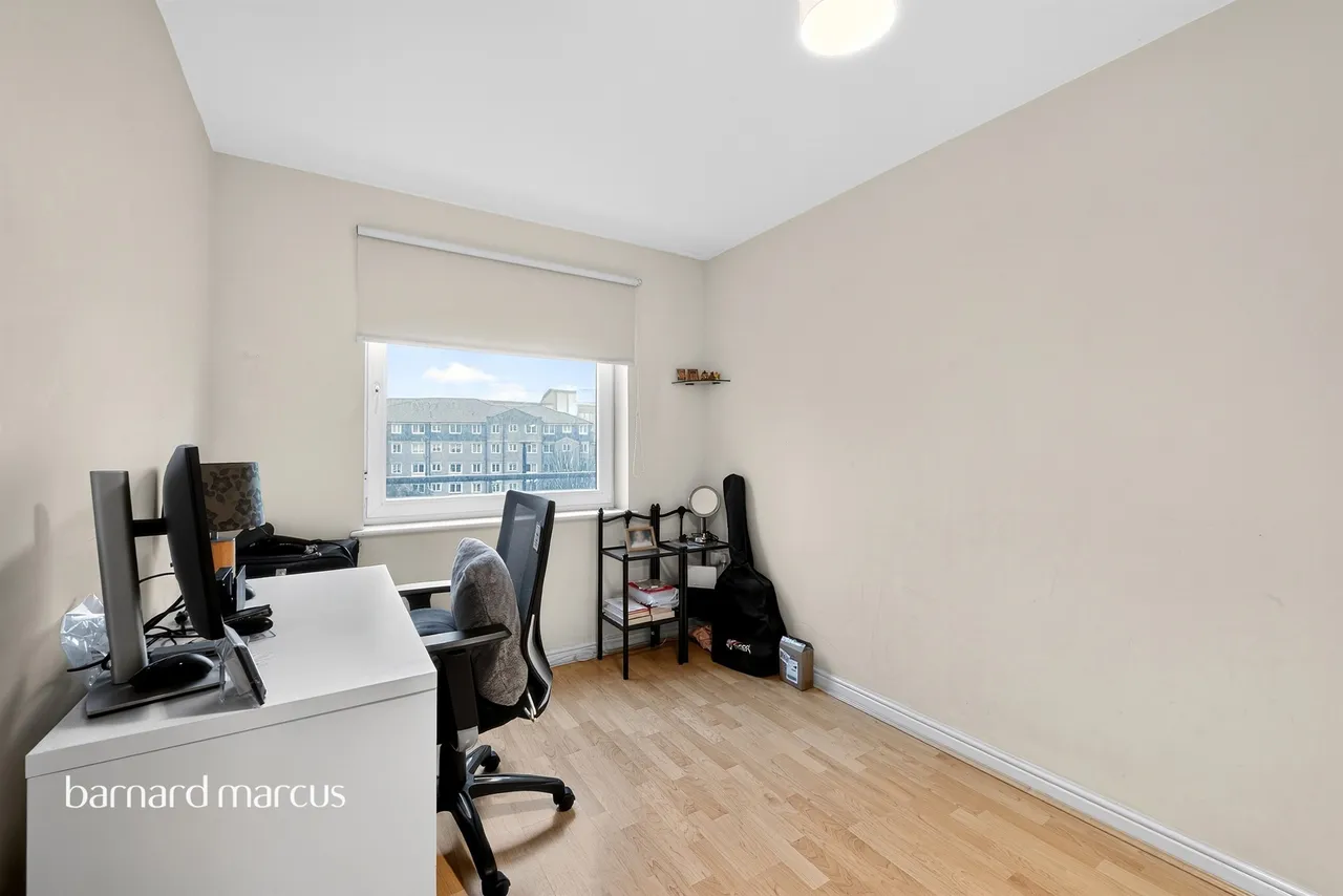 Bedfont Lane, Feltham, photo 7