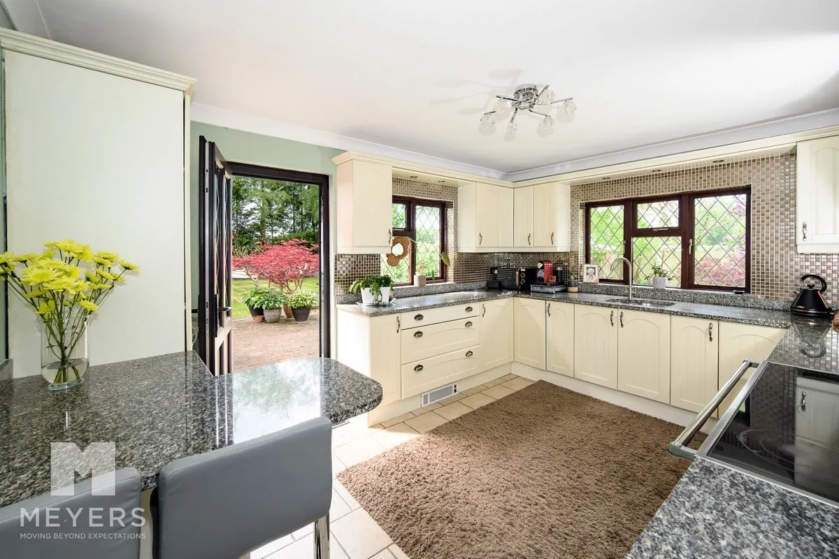 Ibsley Drove, Ibsley, BH24, photo 3