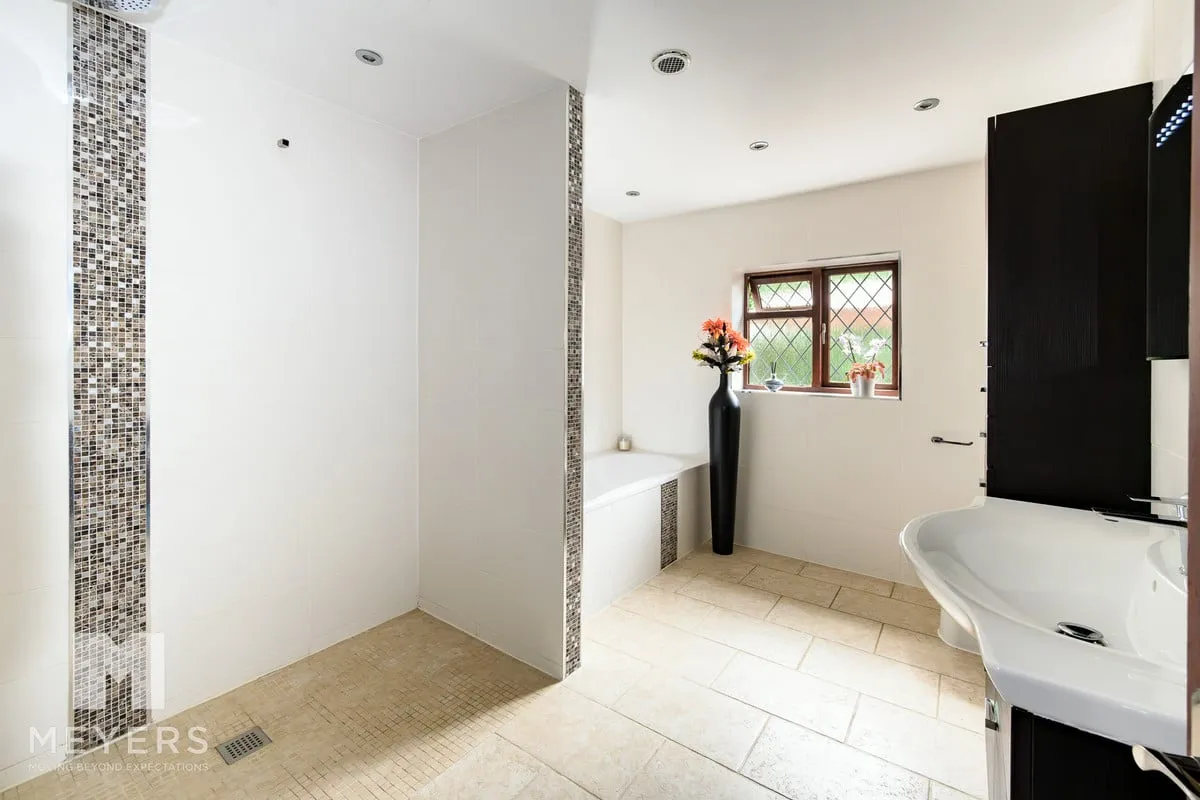 Ibsley Drove, Ibsley, BH24, photo 15