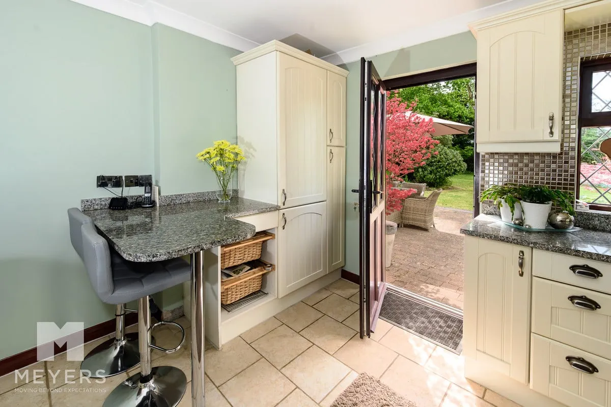 Ibsley Drove, Ibsley, BH24, photo 10