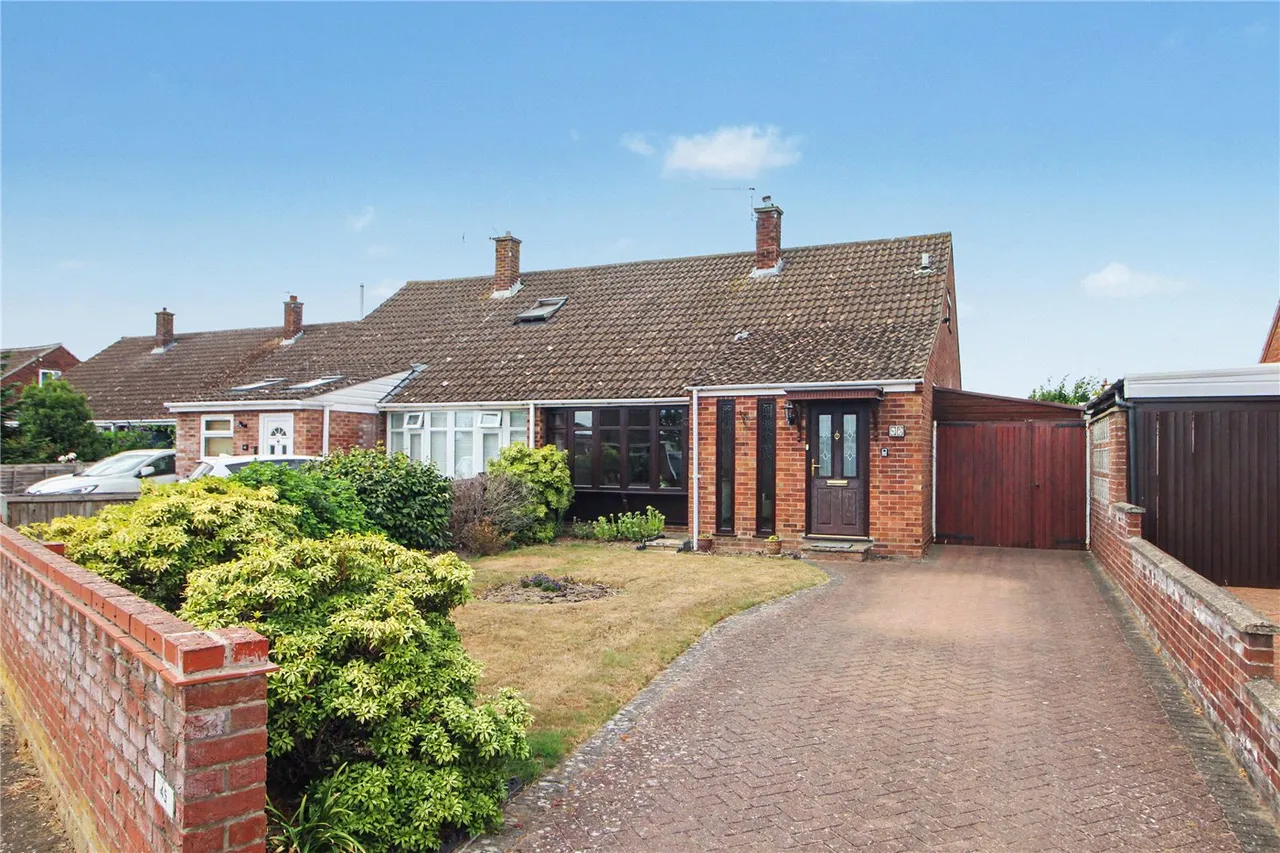 3 bed house for sale — Gowing Road, Hellesdon, Norwich, Norfolk, NR6