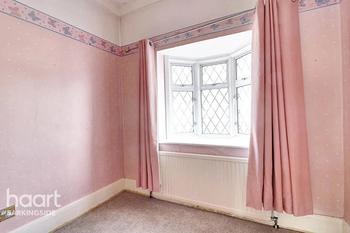Campbell Avenue, Barkingside, IG6, photo 16