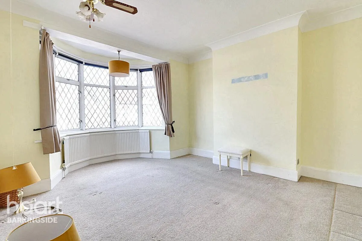 Campbell Avenue, Barkingside, IG6, photo 14