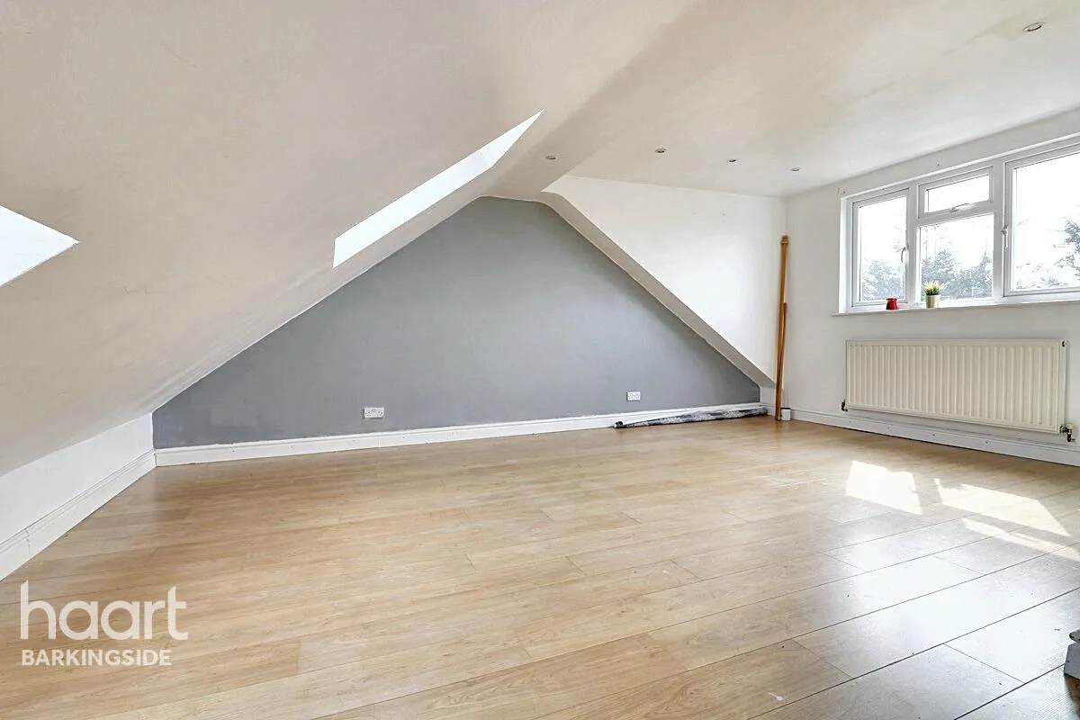 Campbell Avenue, Barkingside, IG6, photo 19