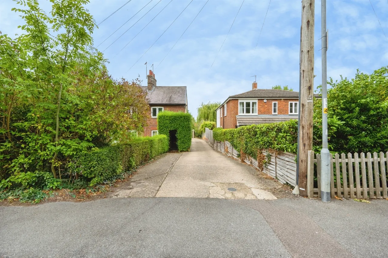 Station Road, Cheddington, LU7, photo 14