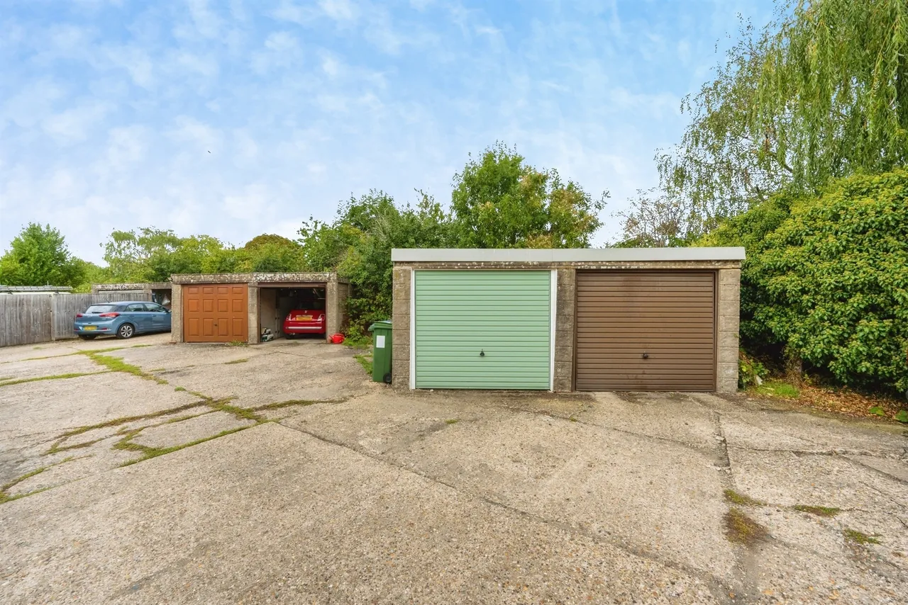 Station Road, Cheddington, LU7, photo 15