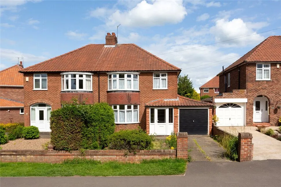 3 bed house for sale, The Village, Osbaldwick, YO10