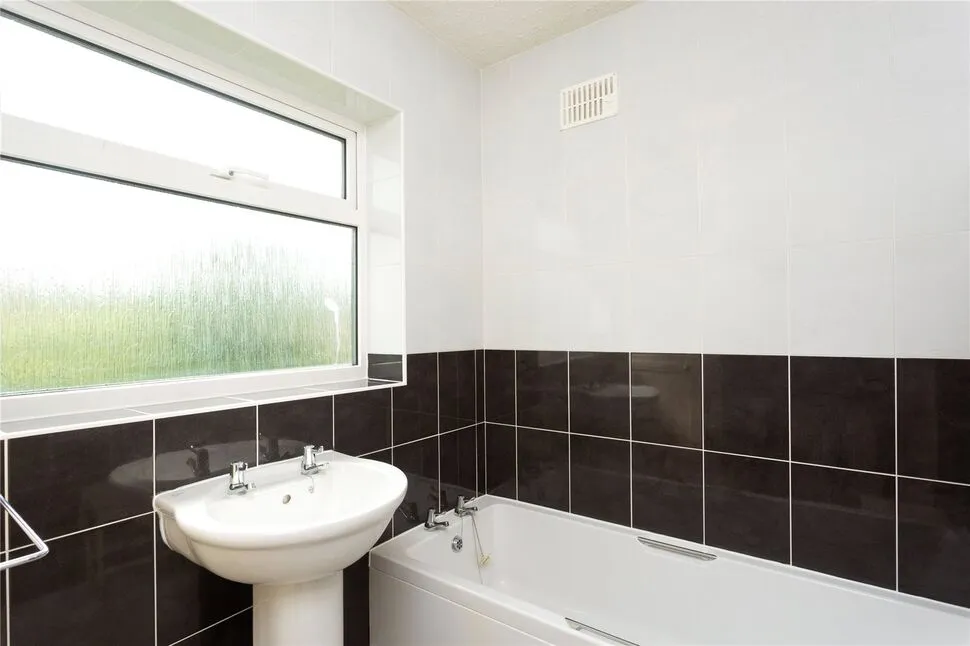 The Village, Osbaldwick, YO10, photo 9