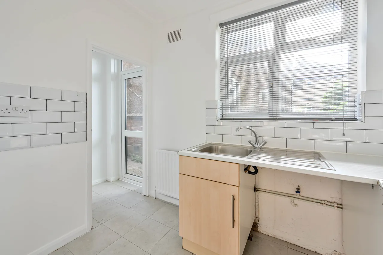 7 Norbiton Avenue, Kingston upon Thames, photo 9