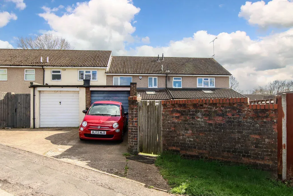 Barra Close, Hemel Hempstead, Hertfordshire, HP3 8TN, photo 11