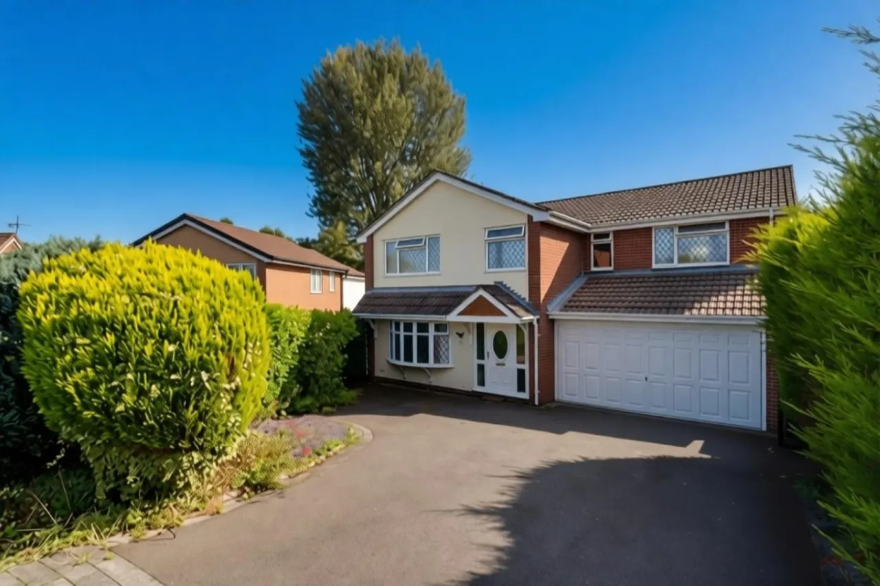 4 bed property for sale, Essex Drive, Stoke-On-Trent