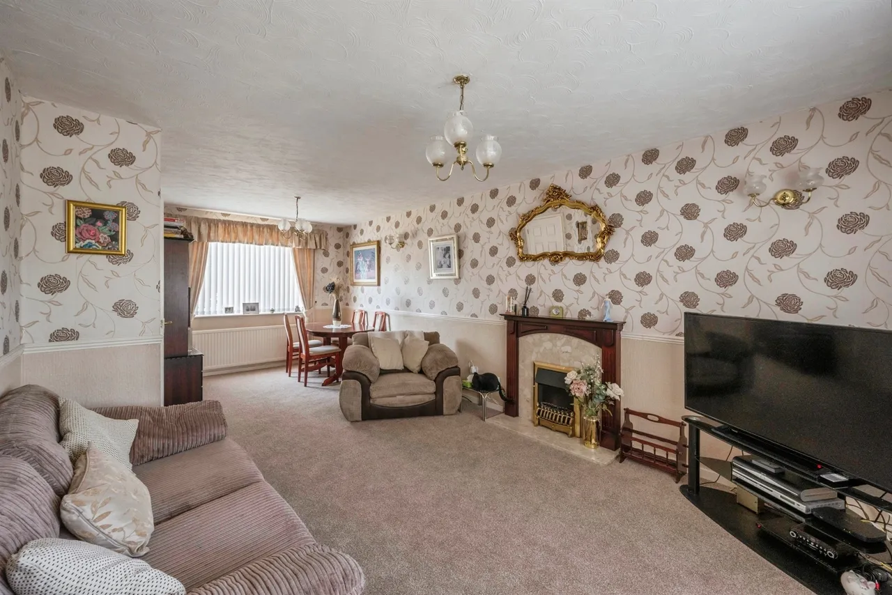 Doncaster Road, Mexborough, photo 6