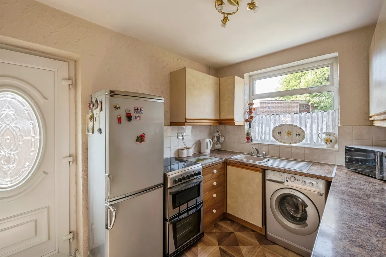 Doncaster Road, Mexborough, photo 7