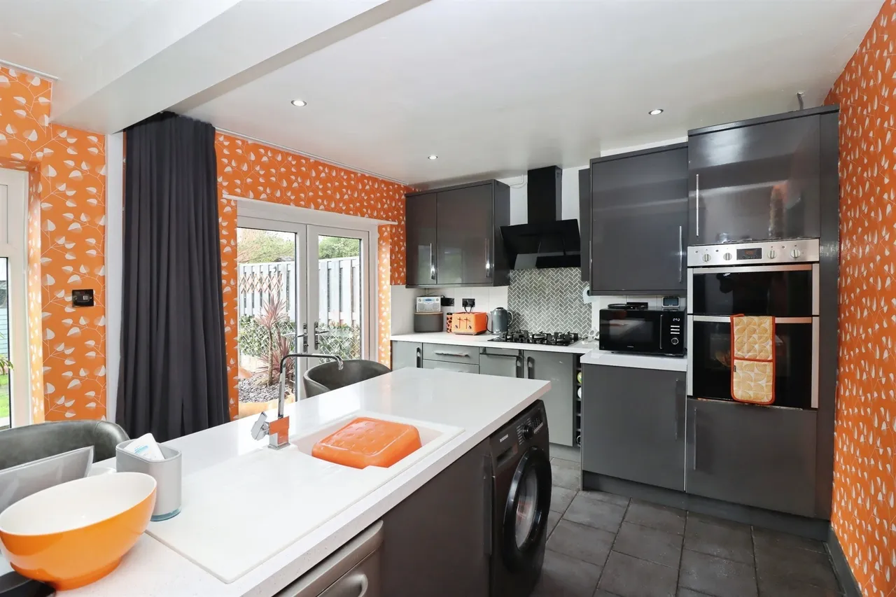 Redvers Buller Road, Chesterfield, photo 3
