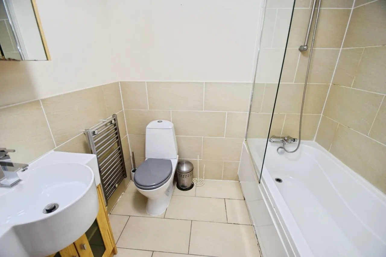 Shipley, Bradford, West Yorkshire, photo 10