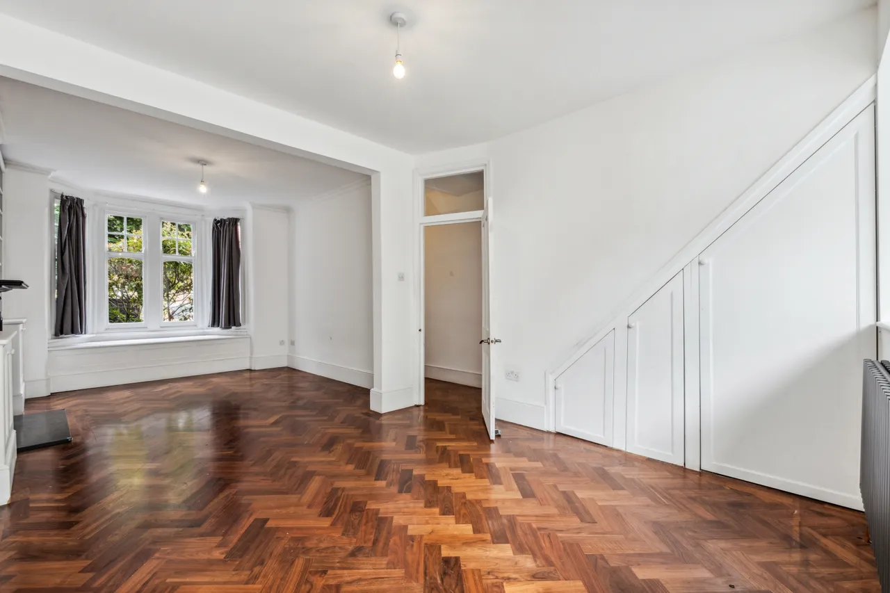 St. Ann's Hill, London, SW18, photo 9