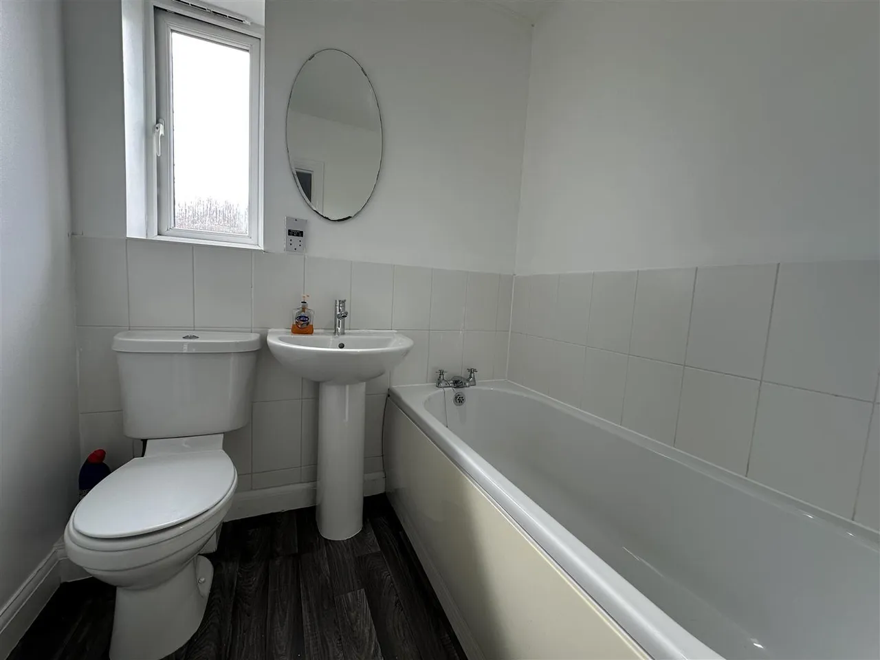 Pavilions Close, Brixham, photo 9