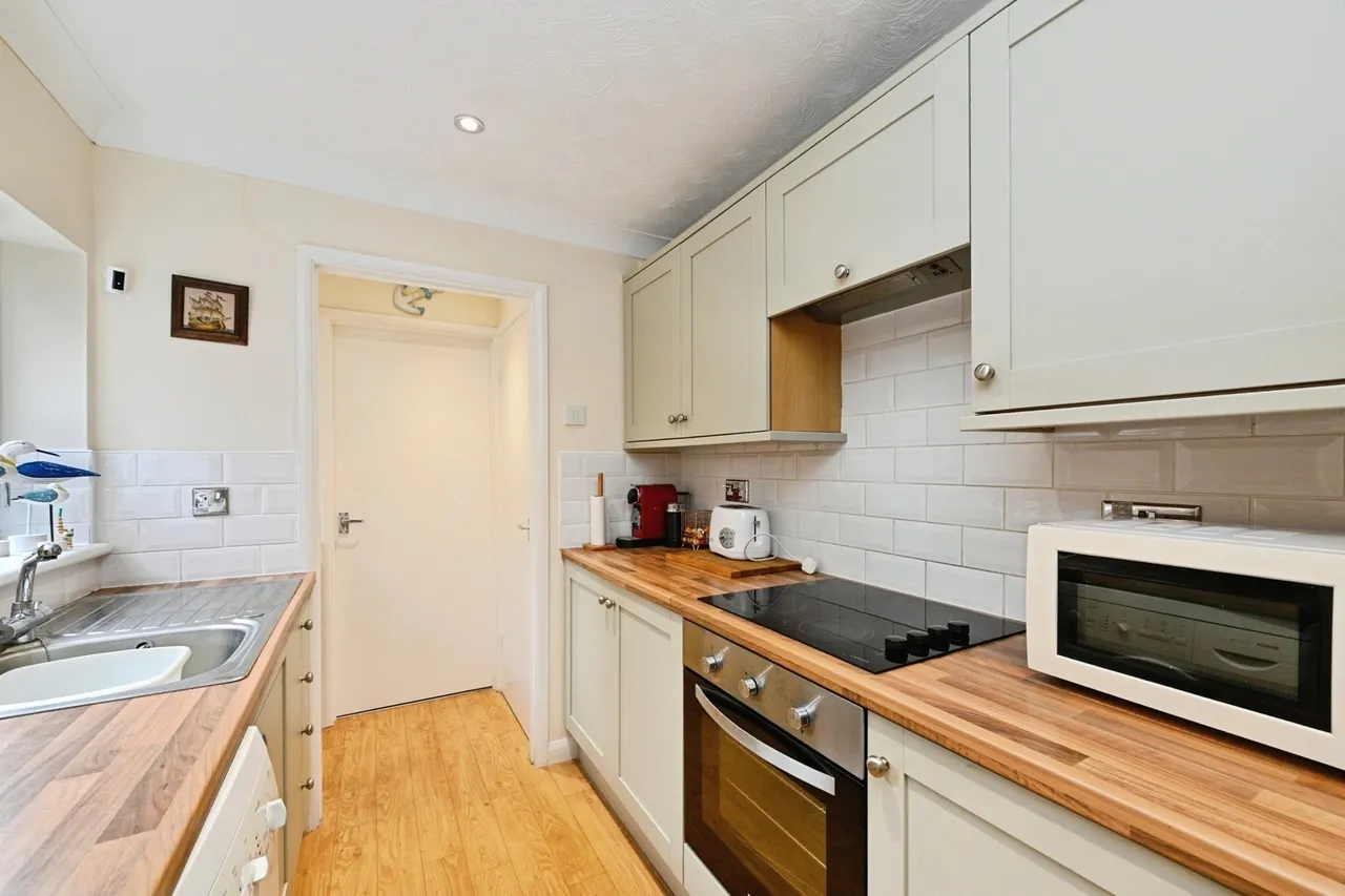 Lynn Road, Ingoldisthorpe, King's Lynn, Norfolk, PE31, photo 6