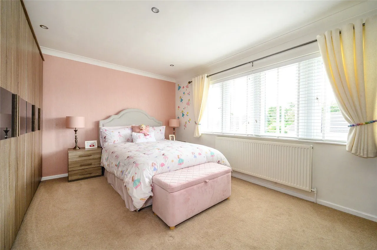 Hill Top Lane, Tingley, WF3, photo 8